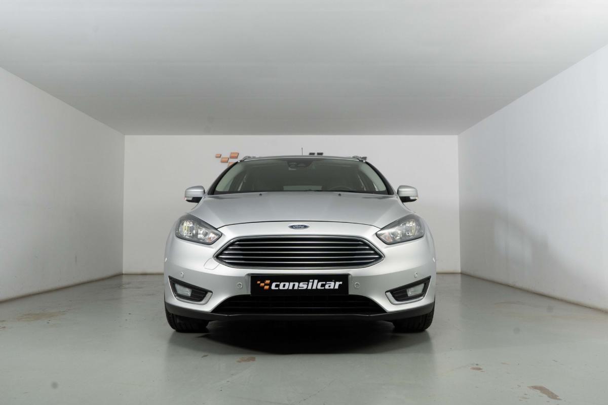 ford-focus-sw-2015-gasolina-998cc