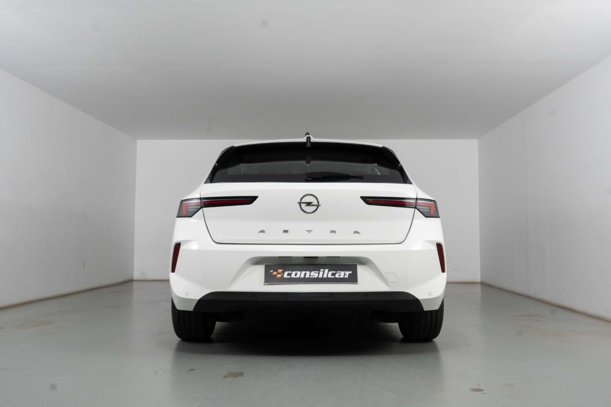 opel-astra-2023-gasolina-1199cc