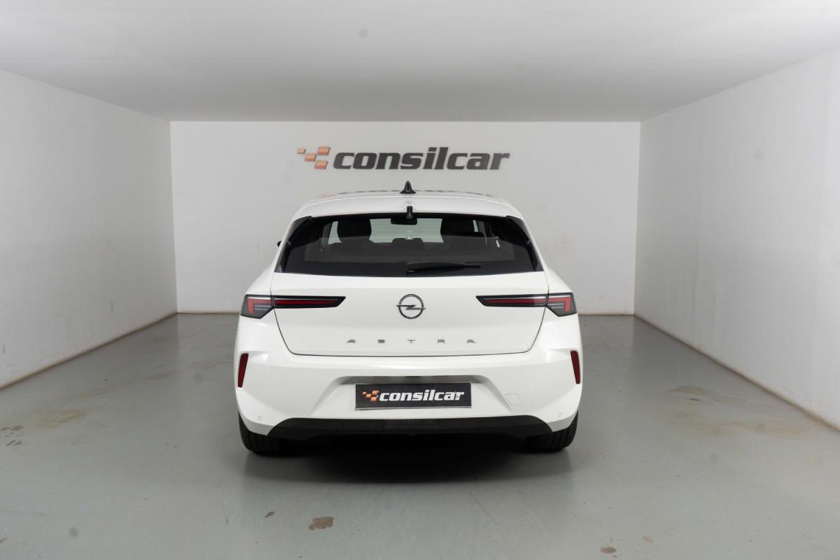 opel-astra-2023-gasolina-1199cc