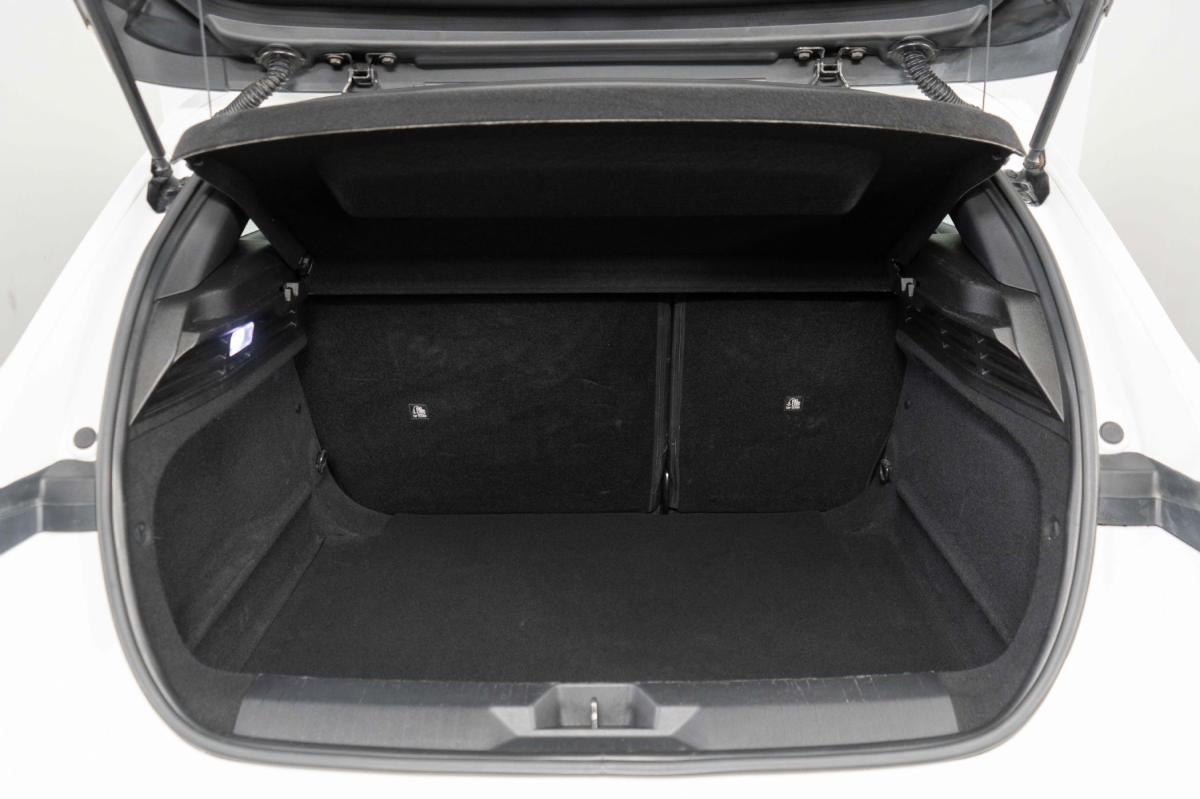 opel-astra-2023-gasolina-1199cc