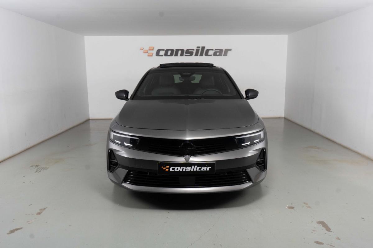 opel-astra-2025-gasolina-1199cc