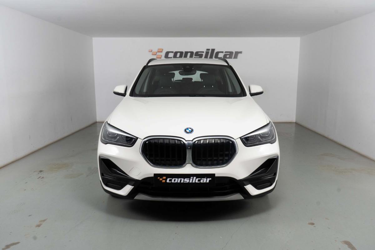 bmw-x1-2022-hibrido-a-gasolina-1499cc