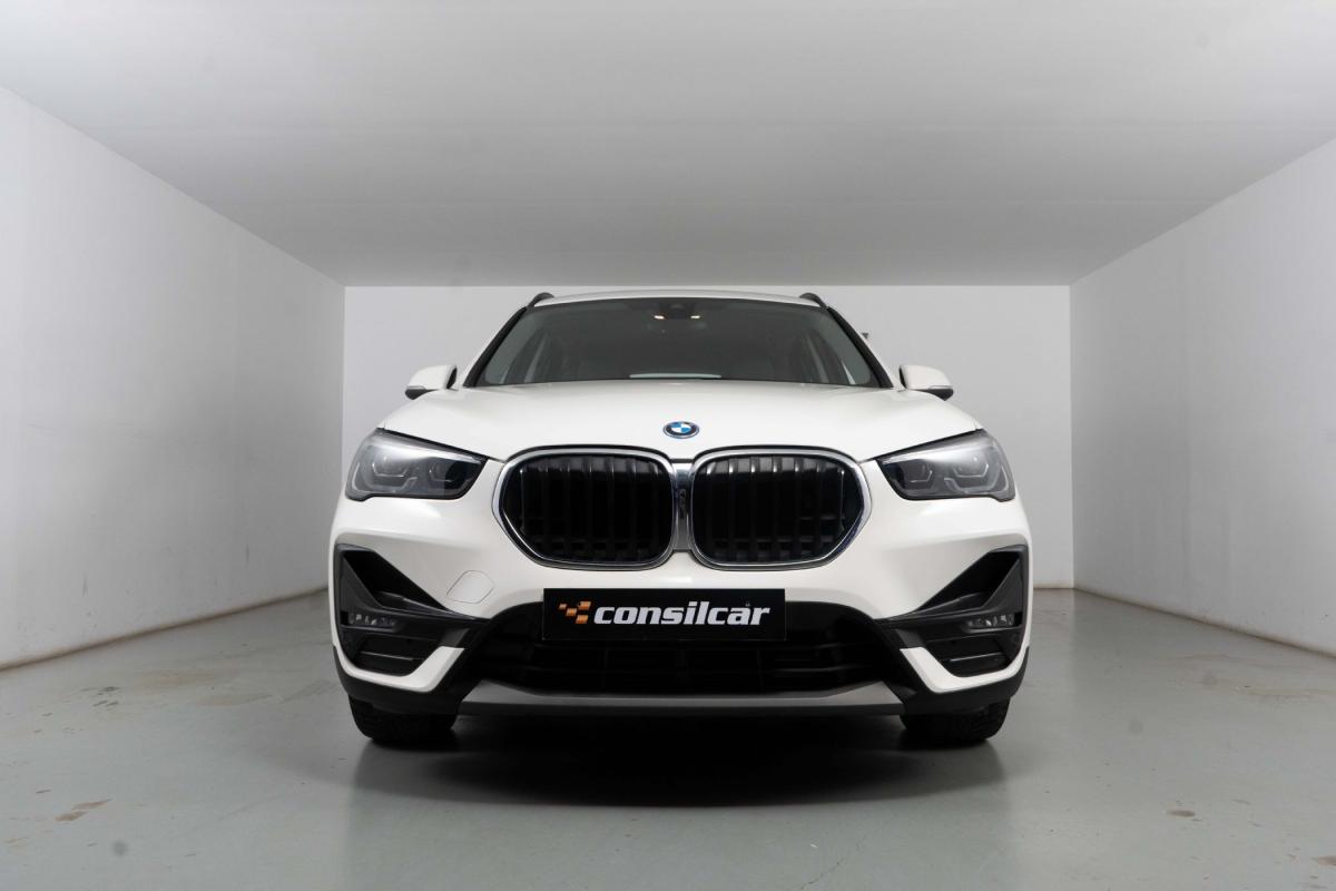bmw-x1-2022-hibrido-a-gasolina-1499cc