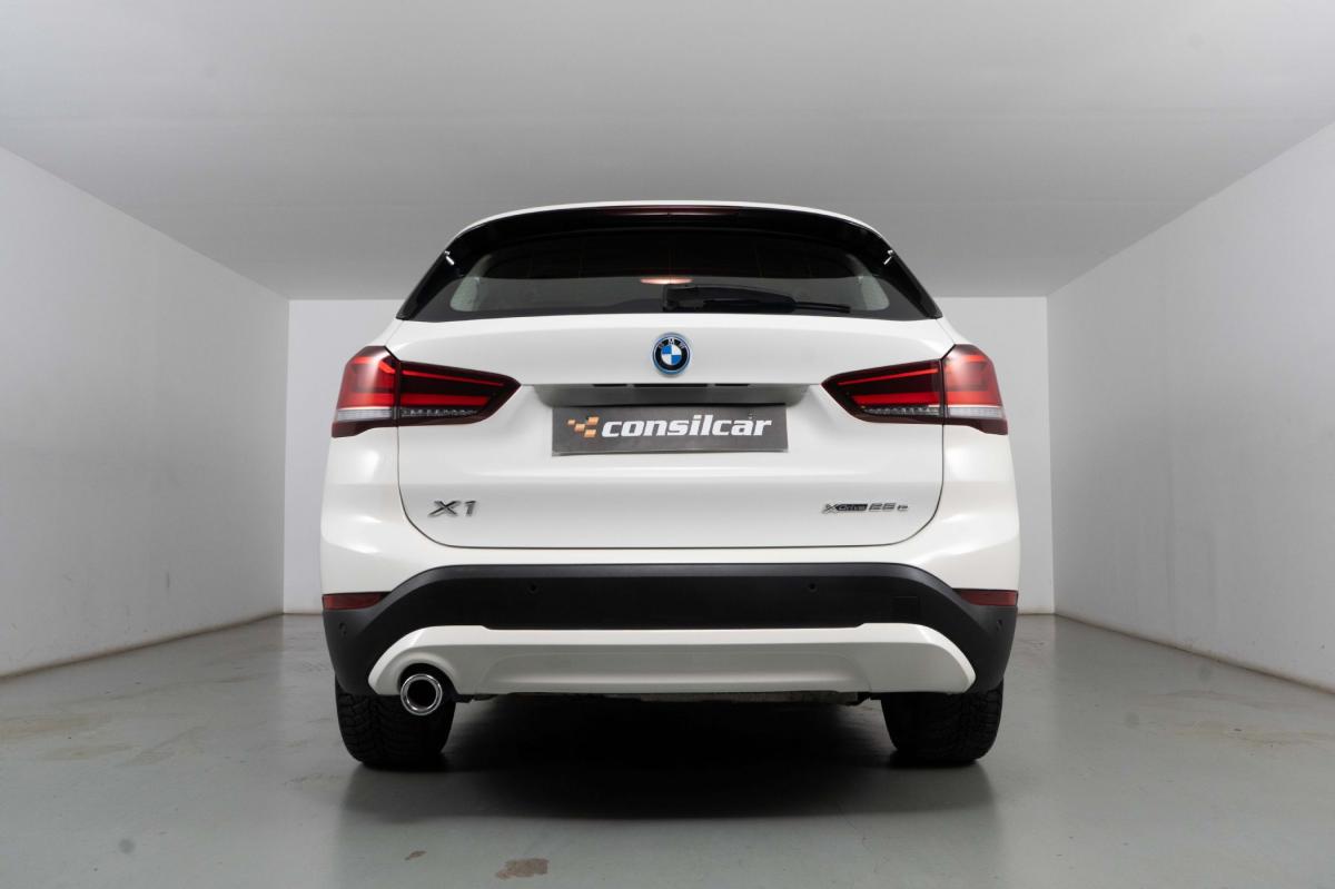 bmw-x1-2022-hibrido-a-gasolina-1499cc
