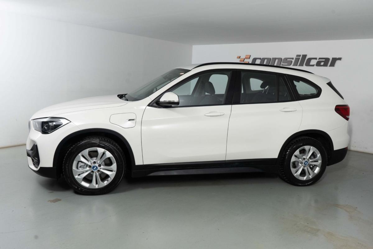 bmw-x1-2022-hibrido-a-gasolina-1499cc