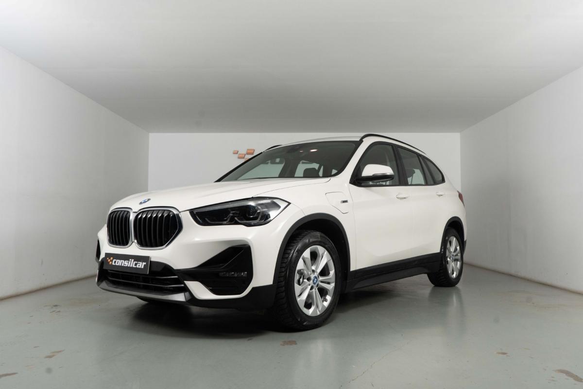 bmw-x1-2022-hibrido-a-gasolina-1499cc