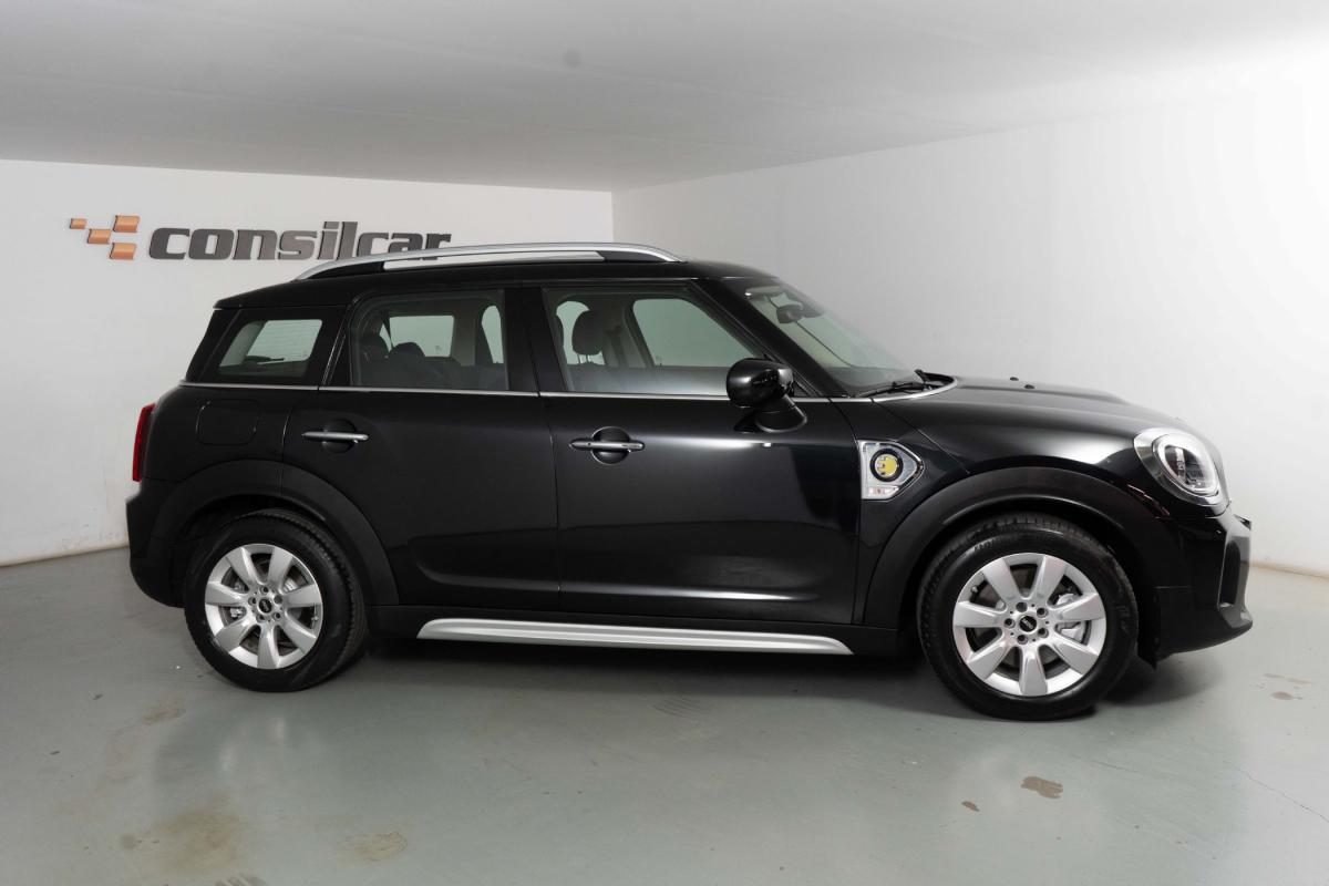 mini-countryman-2023-hibrido-a-gasolina-1499cc