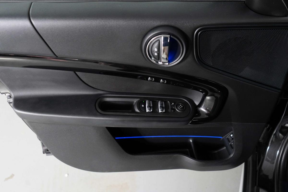 mini-countryman-2023-hibrido-a-gasolina-1499cc