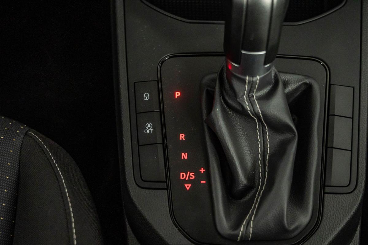 seat-ibiza-2024-gasolina-999cc
