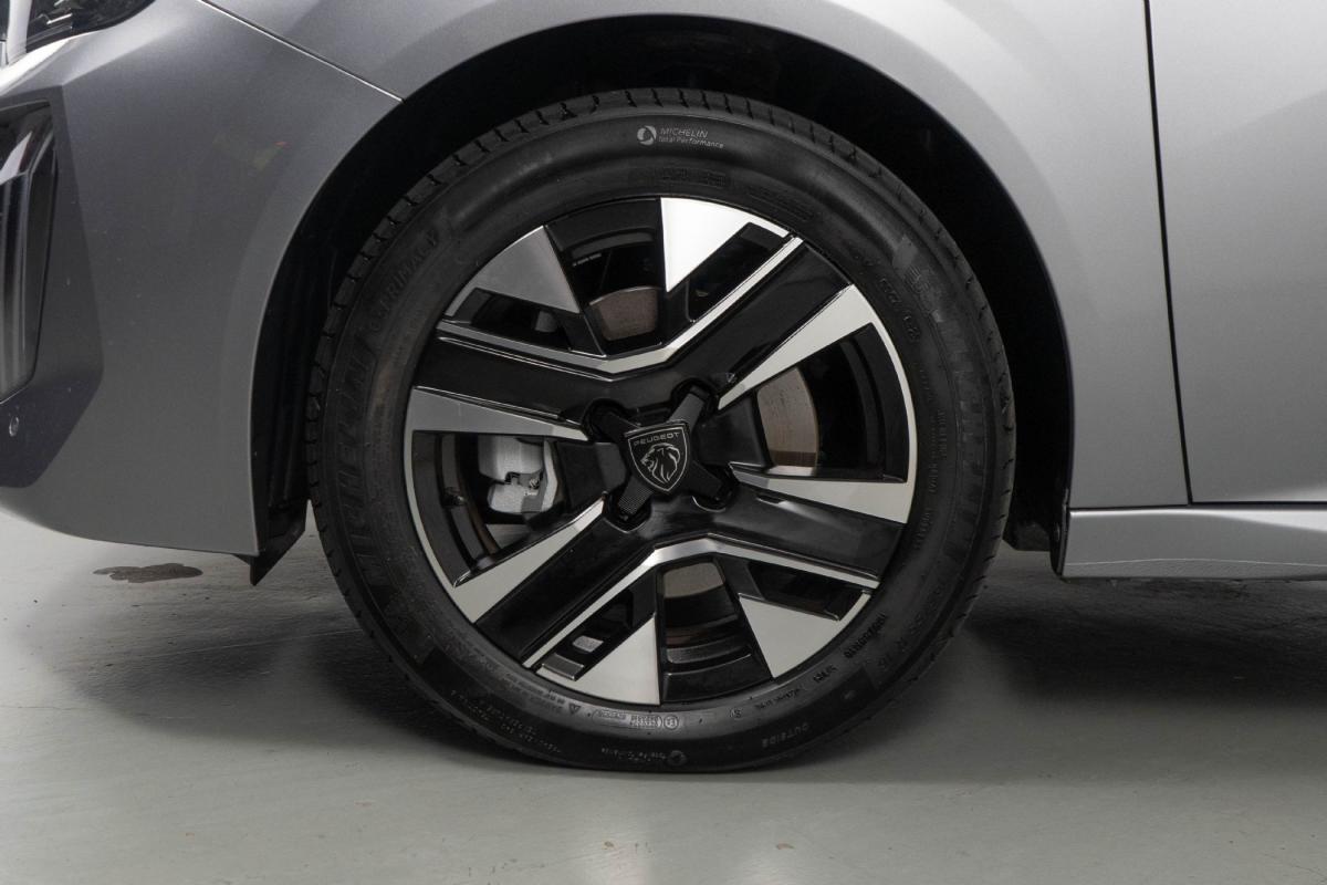 peugeot-208-2025-gasolina-1199cc