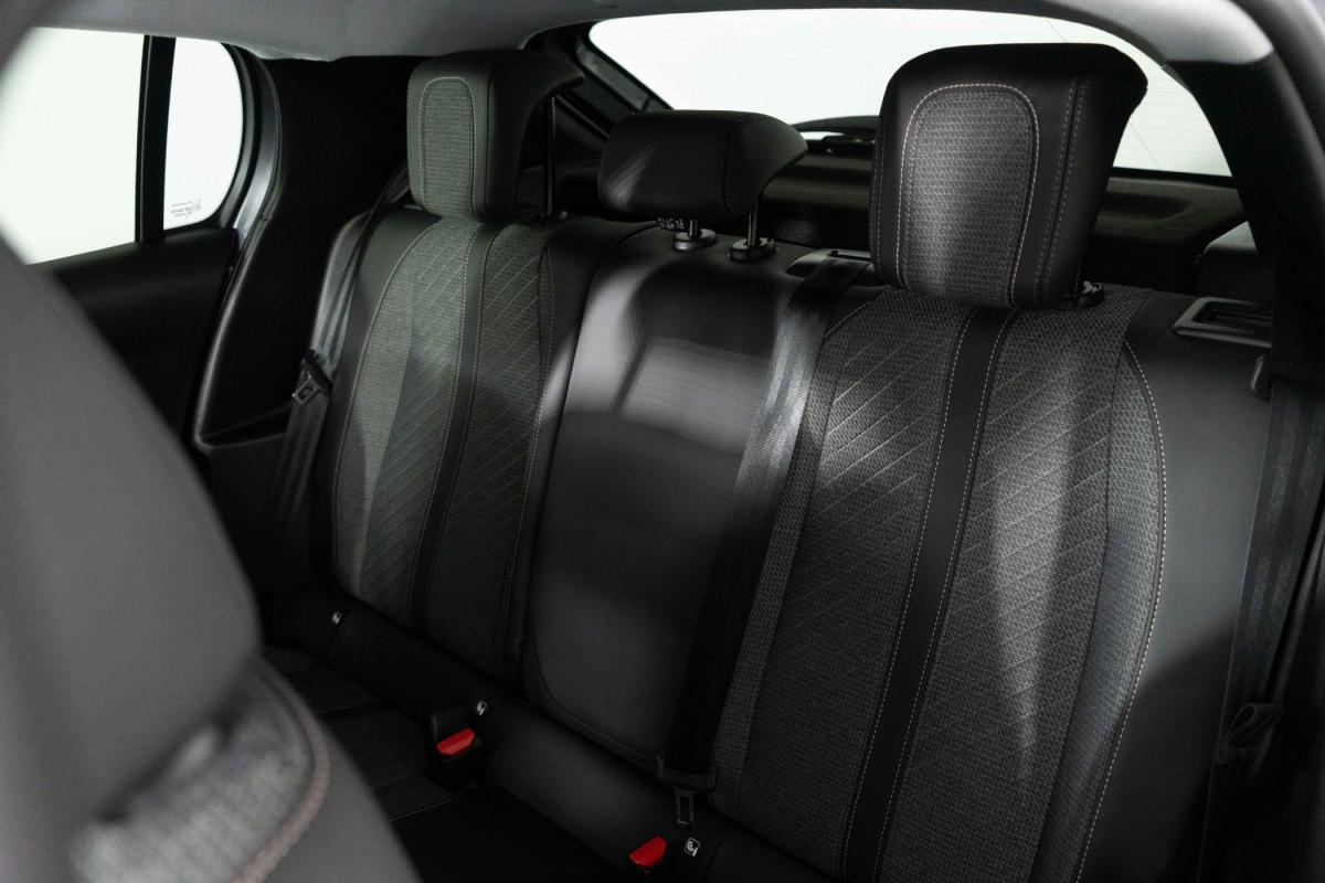 peugeot-208-2025-gasolina-1199cc