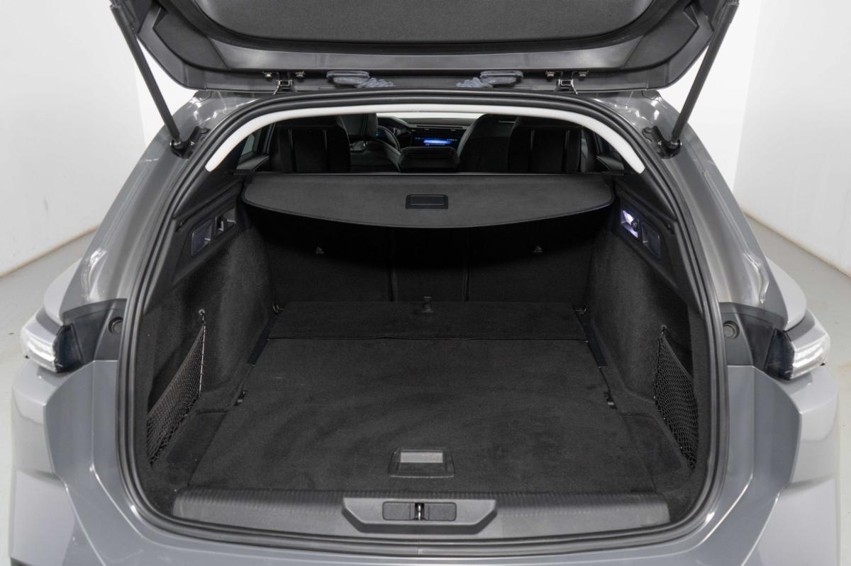 peugeot-308-sw-2024-gasolina-1199cc