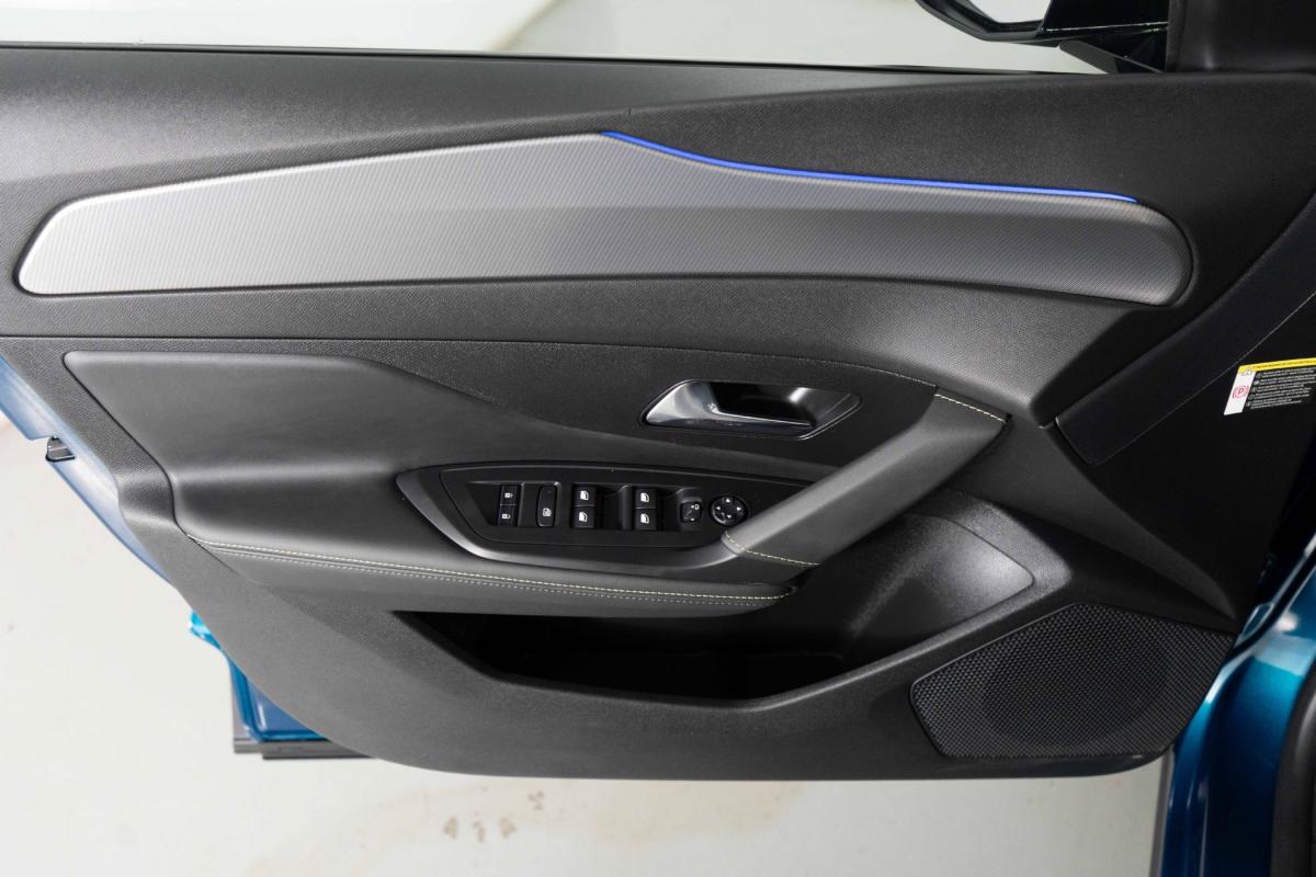 peugeot-408-2024-hibrido-a-gasolina-1598cc