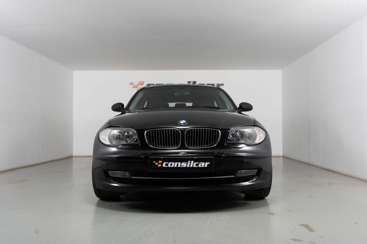 bmw-serie-1-2009-diesel-1995cc