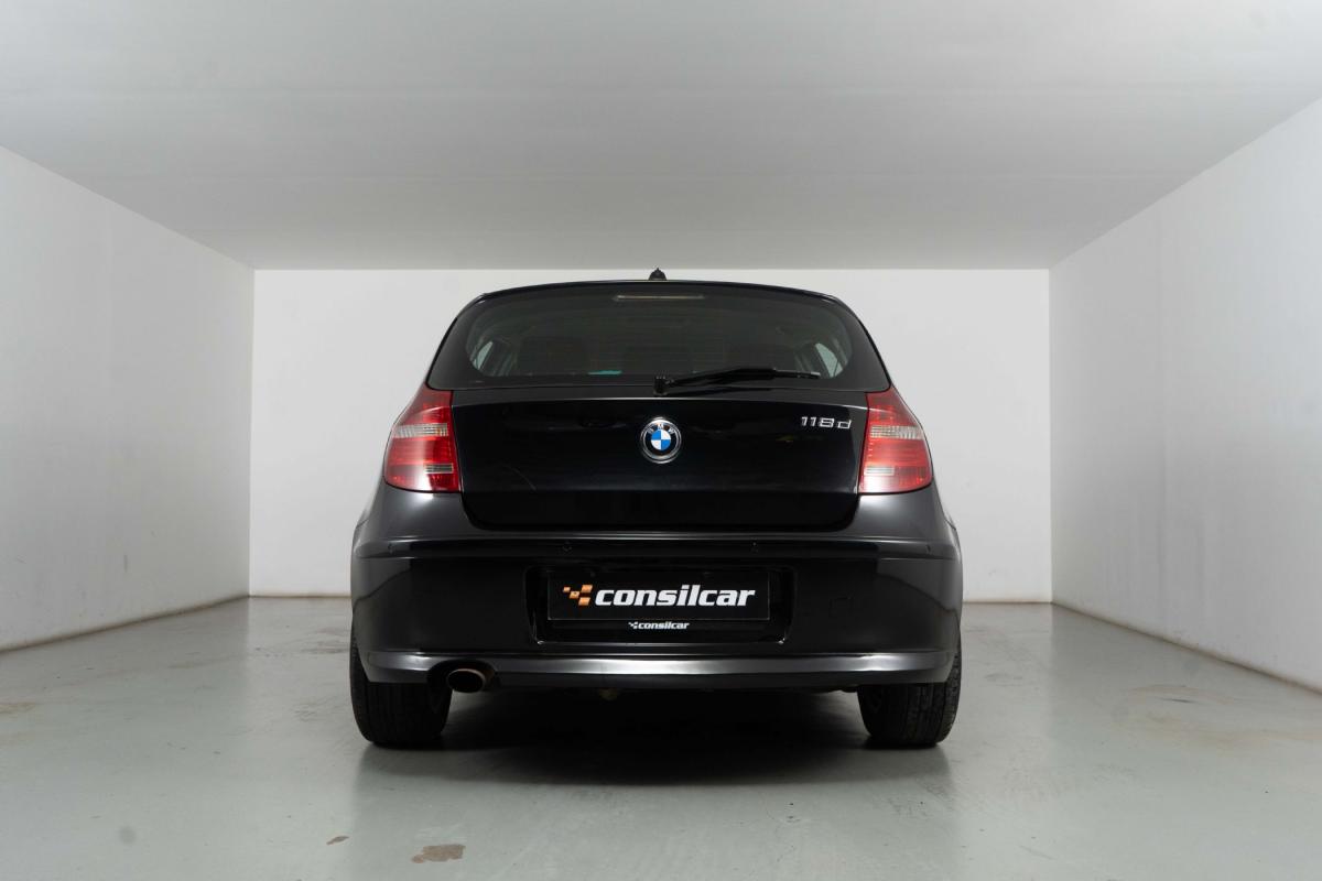 bmw-serie-1-2009-diesel-1995cc