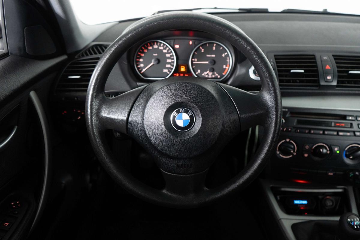 bmw-serie-1-2009-diesel-1995cc