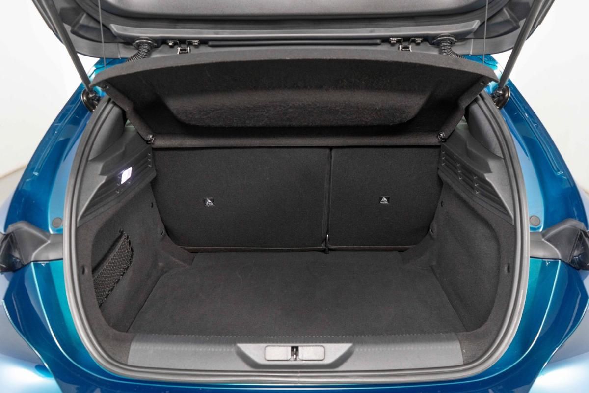 peugeot-308-2025-gasolina-1199cc