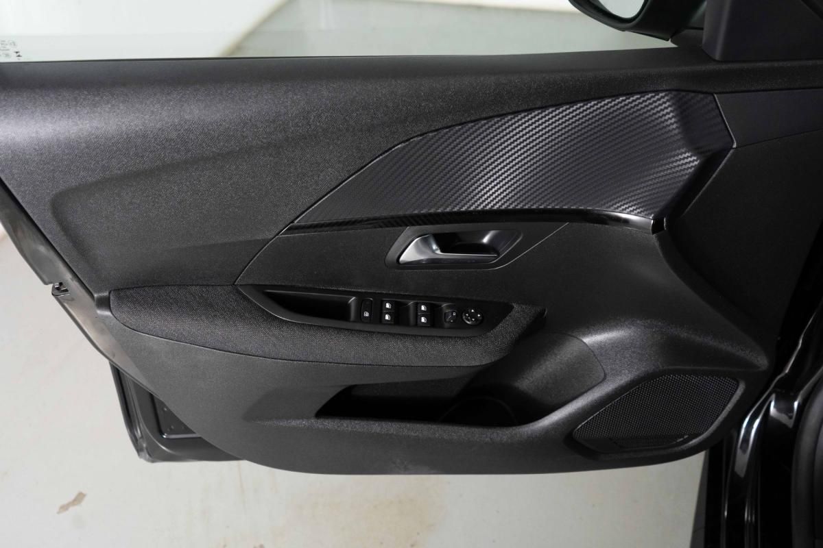 peugeot-208-2025-gasolina-1199cc