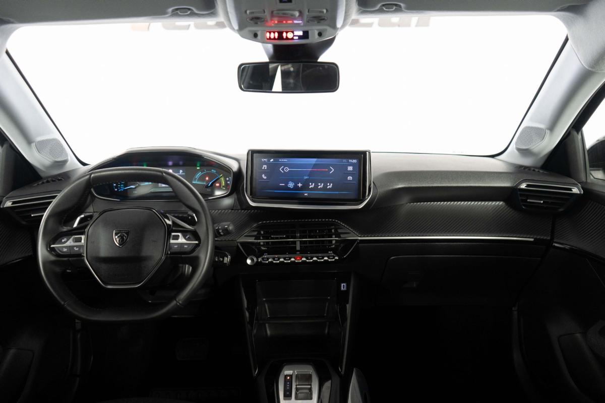 peugeot-208-2025-gasolina-1199cc