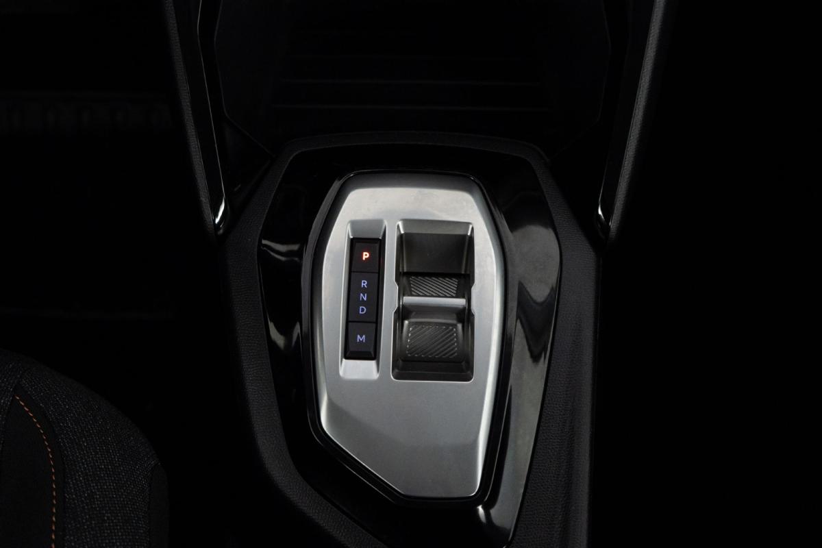 peugeot-208-2025-gasolina-1199cc