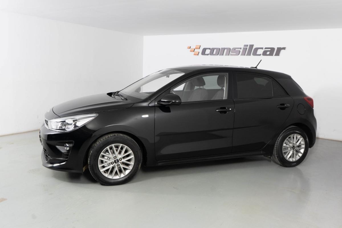 kia-rio-2022-gasolina-1197cc
