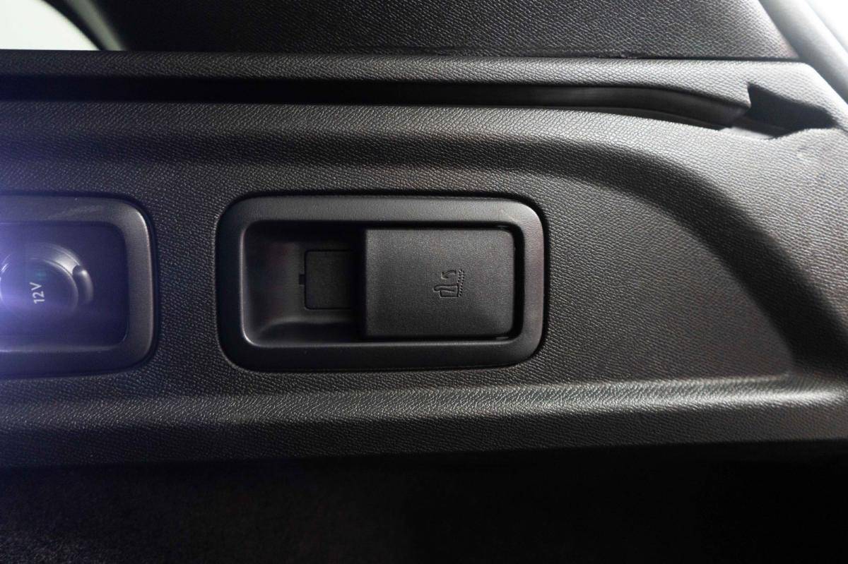 peugeot-308-sw-2024-hibrido-a-gasolina-1598cc