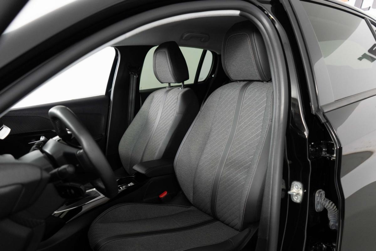 peugeot-208-2025-gasolina-1199cc