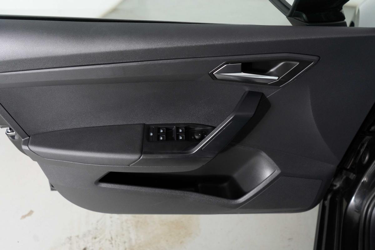 seat-ibiza-2024-gasolina-999cc