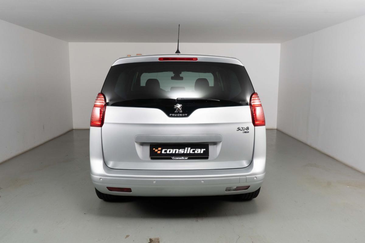 peugeot-5008-2014-diesel-1560cc