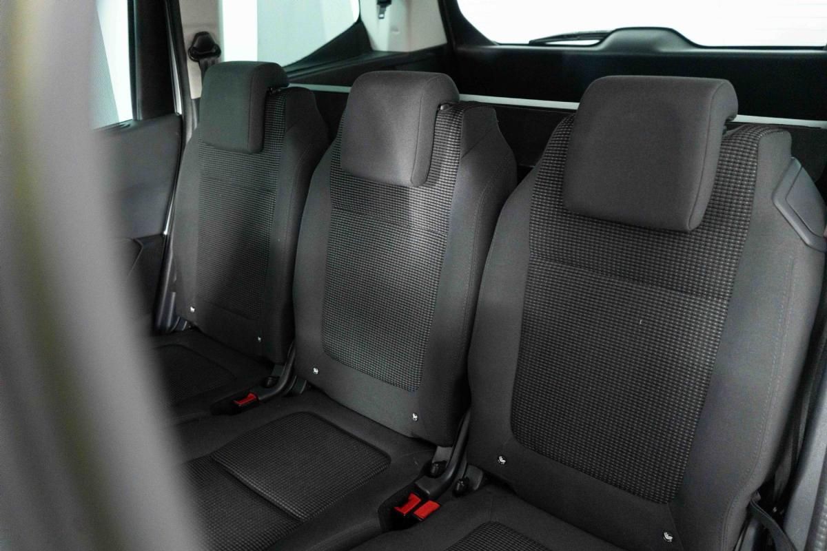 peugeot-5008-2014-diesel-1560cc