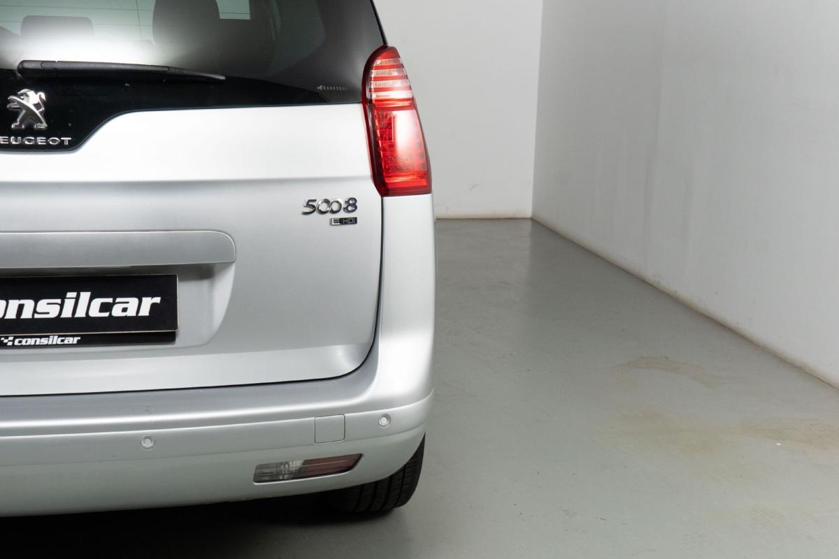 peugeot-5008-2014-diesel-1560cc