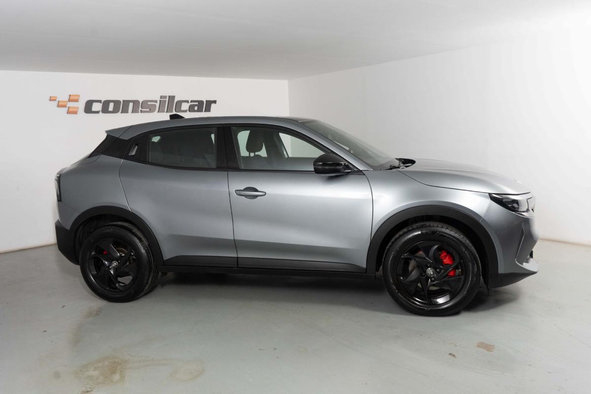 alfa-romeo-junior-2025-gasolina-1199cc