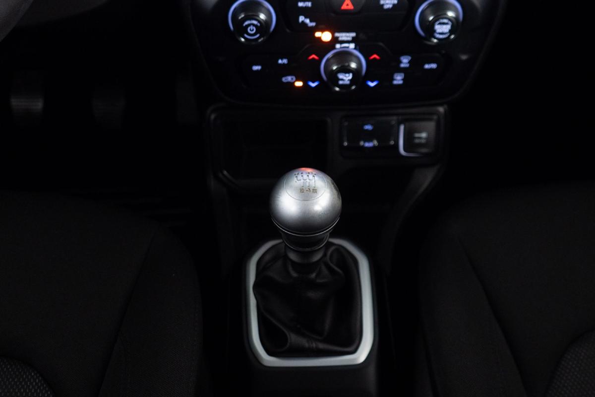 jeep-renegade-2018-diesel-1598cc