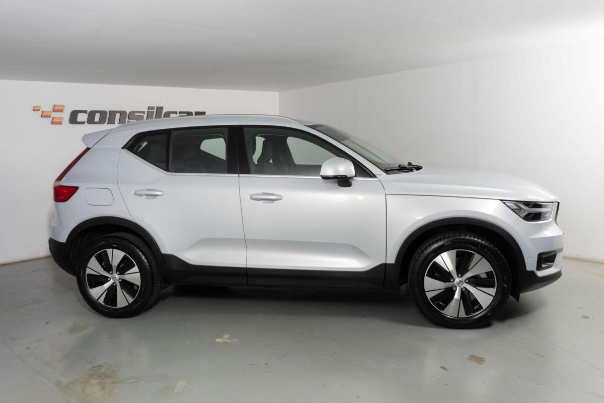 volvo-xc40-2022-hibrido-a-gasolina-1477cc