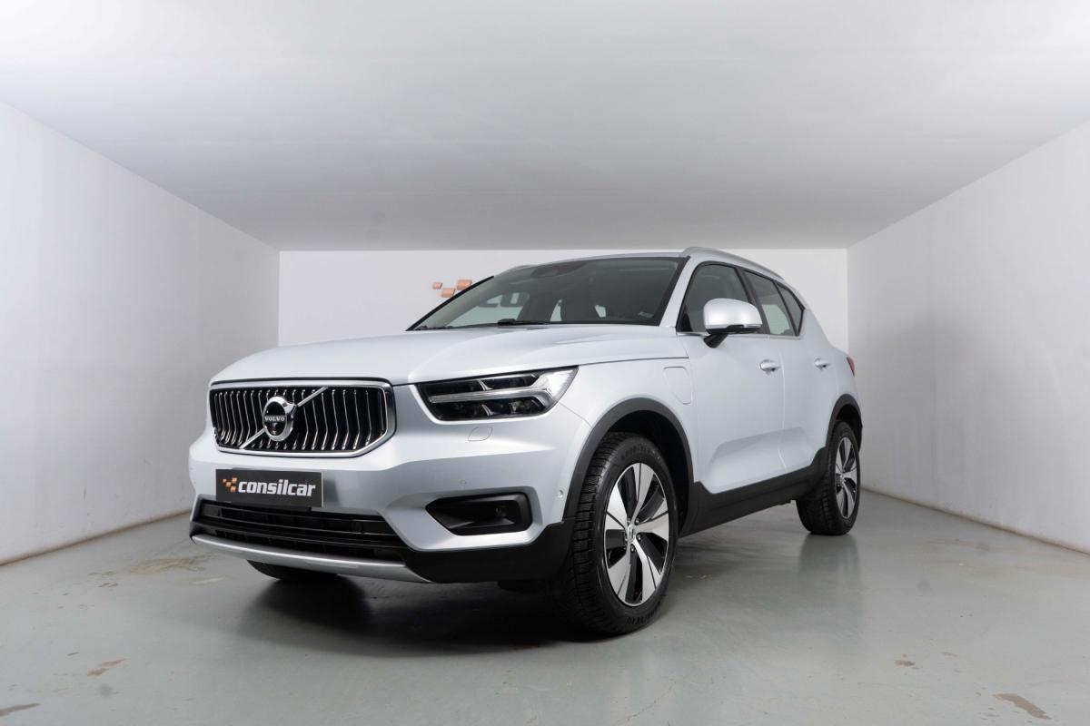 volvo-xc40-2022-hibrido-a-gasolina-1477cc