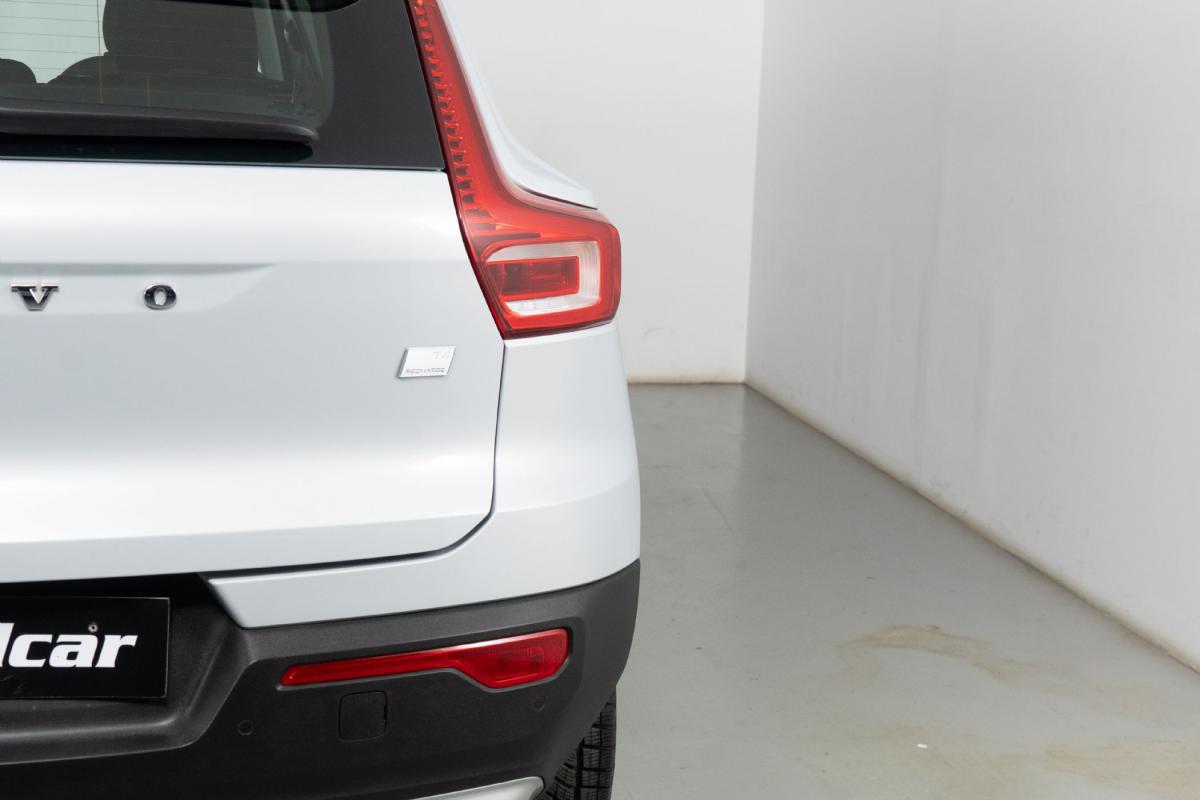 volvo-xc40-2022-hibrido-a-gasolina-1477cc