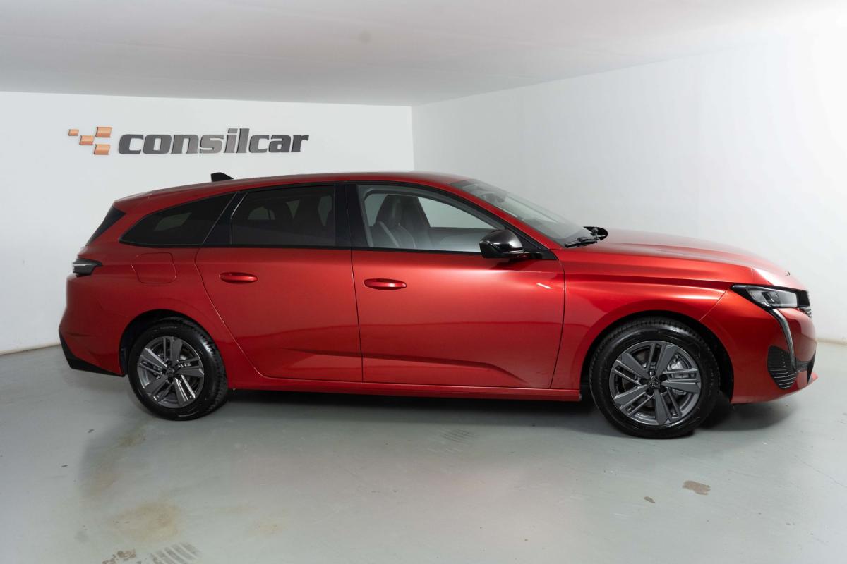 peugeot-308-sw-2024-gasolina-1199cc