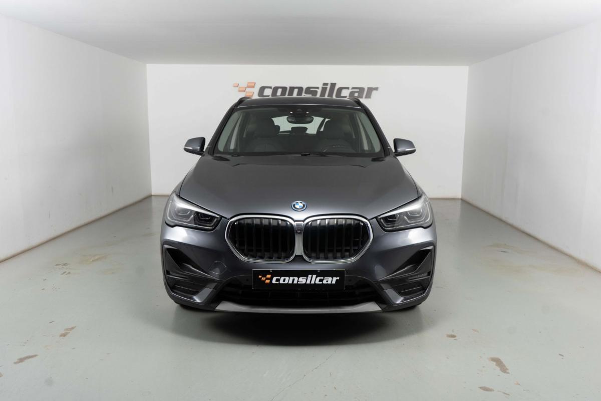 bmw-x1-2022-hibrido-a-gasolina-1499cc