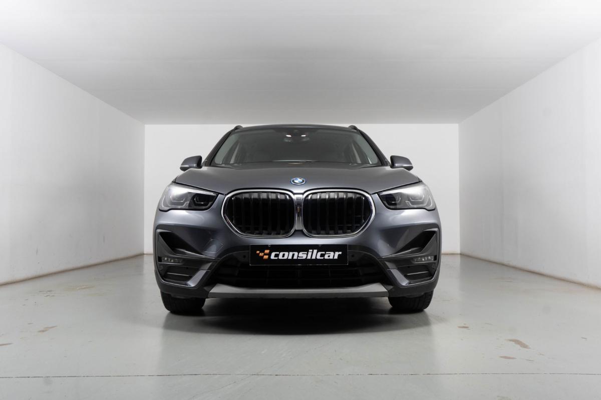 bmw-x1-2022-hibrido-a-gasolina-1499cc