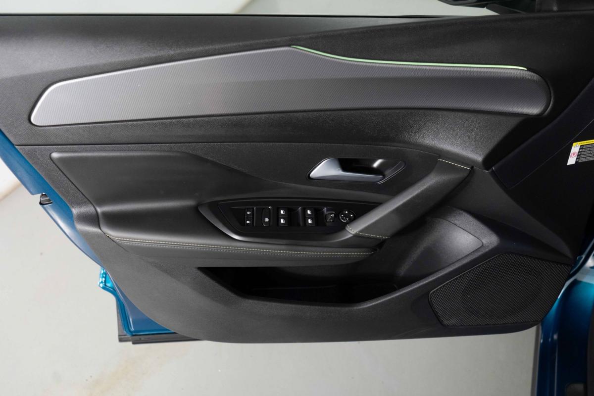 peugeot-408-2025-hibrido-a-gasolina-1598cc