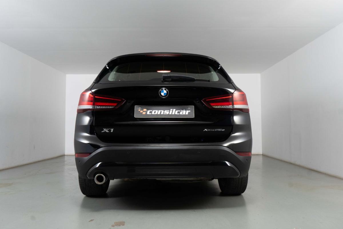 bmw-x1-2021-hibrido-a-gasolina-1499cc