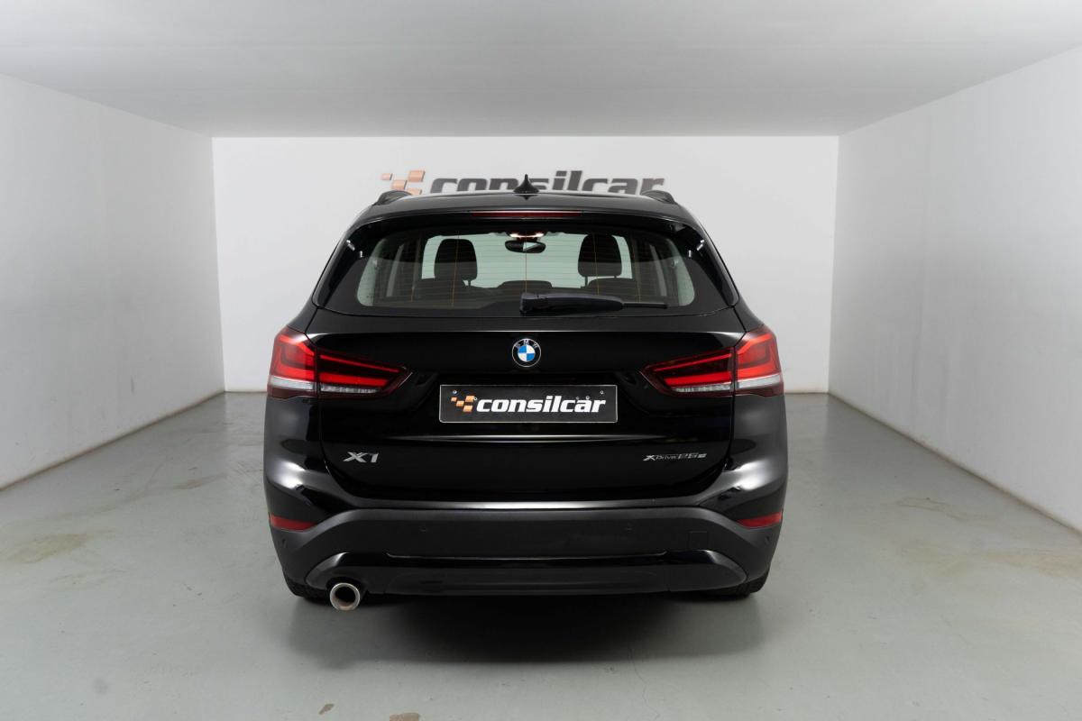 bmw-x1-2021-hibrido-a-gasolina-1499cc
