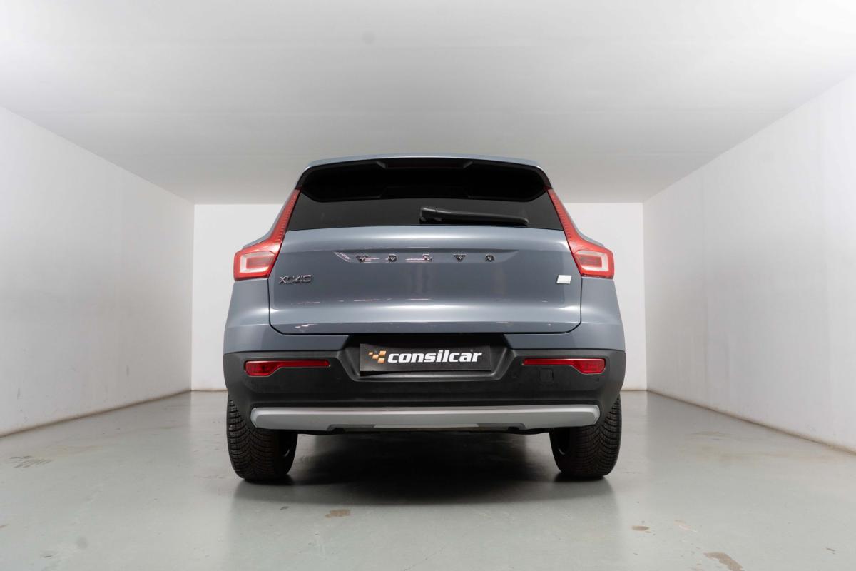 volvo-xc40-2022-hibrido-a-gasolina-1477cc
