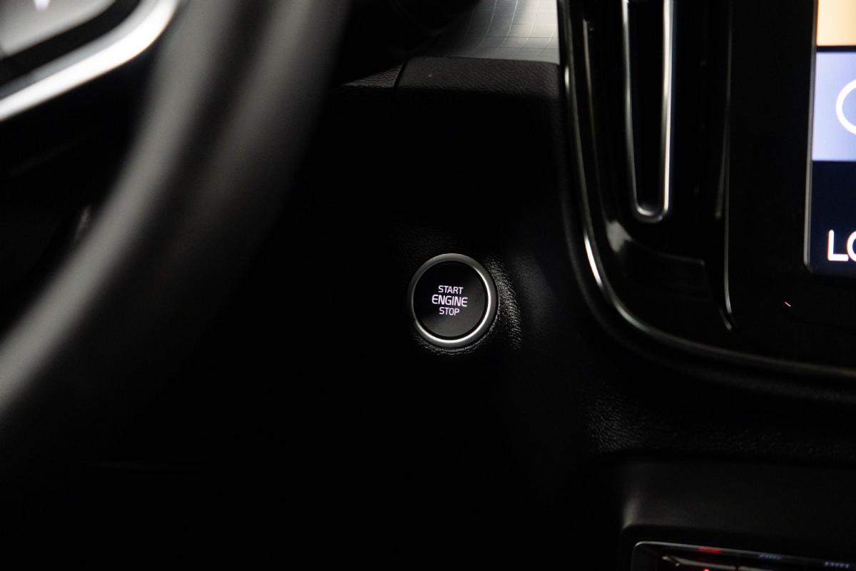 volvo-xc40-2022-hibrido-a-gasolina-1477cc