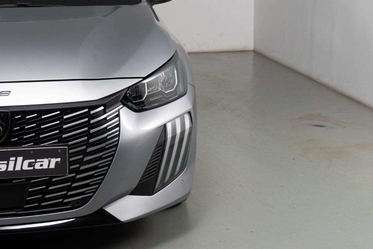 peugeot-208-2025-gasolina-1199cc
