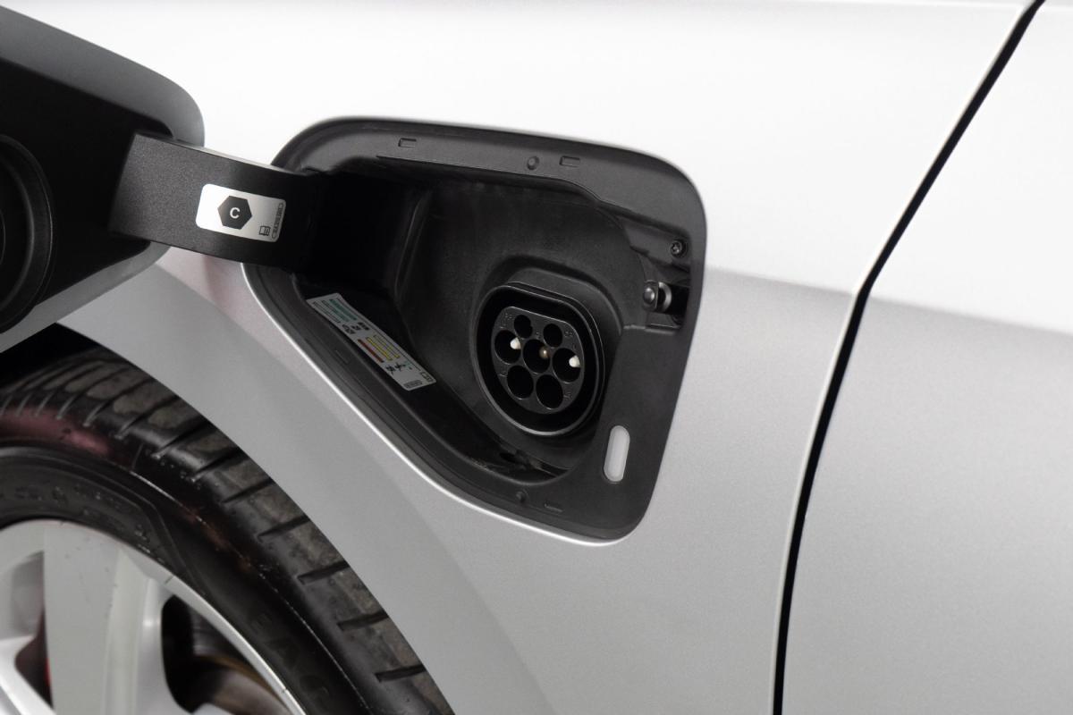 volkswagen-golf-2022-hibrido-a-gasolina-1395cc