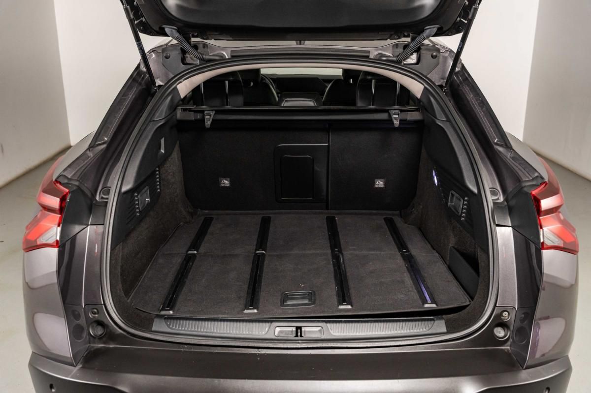 citroen-c5-x-2023-hibrido-a-gasolina-1598cc
