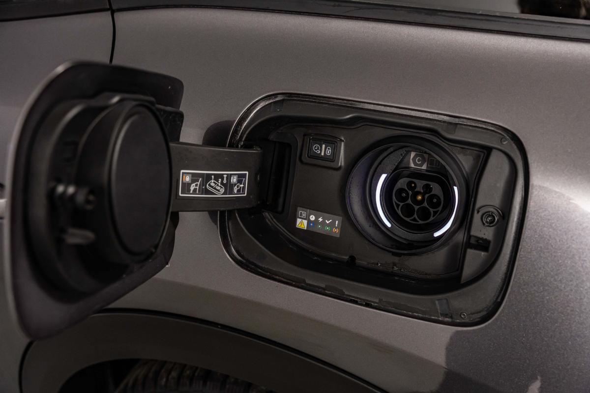 citroen-c5-x-2023-hibrido-a-gasolina-1598cc