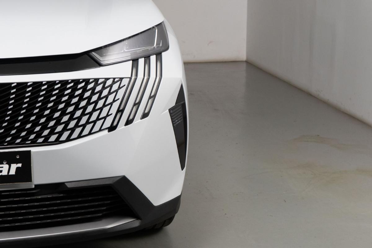 peugeot-5008-2025-gasolina-1199cc
