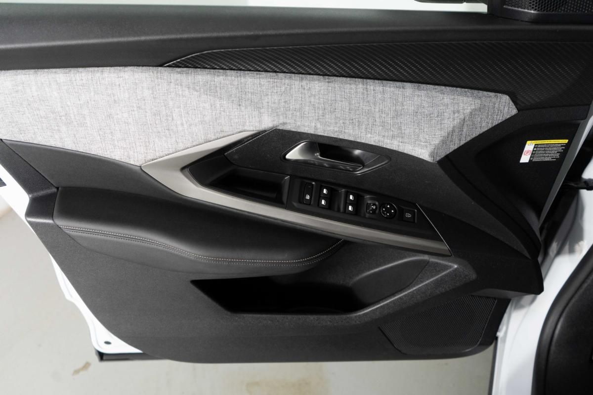 peugeot-5008-2025-gasolina-1199cc